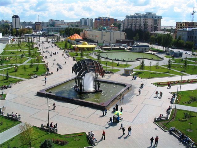 Охотимся за розовой сакурой! 10 лучших мест для весенней фотосессии в Екатеринбурге